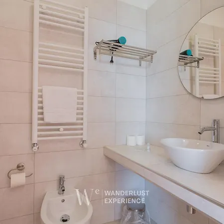 Konukevi Wanderlust Experience Loggiato Del Duca