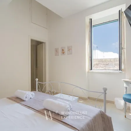 Wanderlust Experience Loggiato Del Duca Bitonto