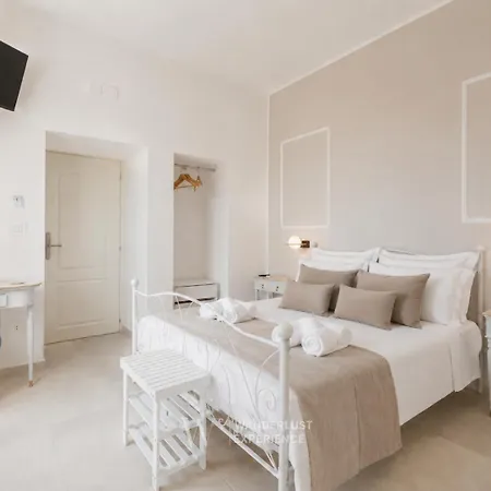 Wanderlust Experience Loggiato Del Duca 3*